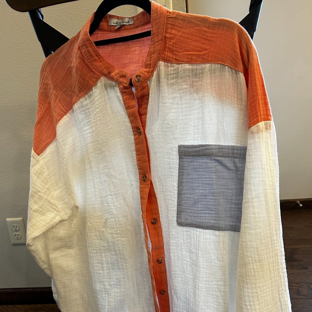 WHITE BIRCH EASY TO LOVE COLORBLOCK BUTTON UP
